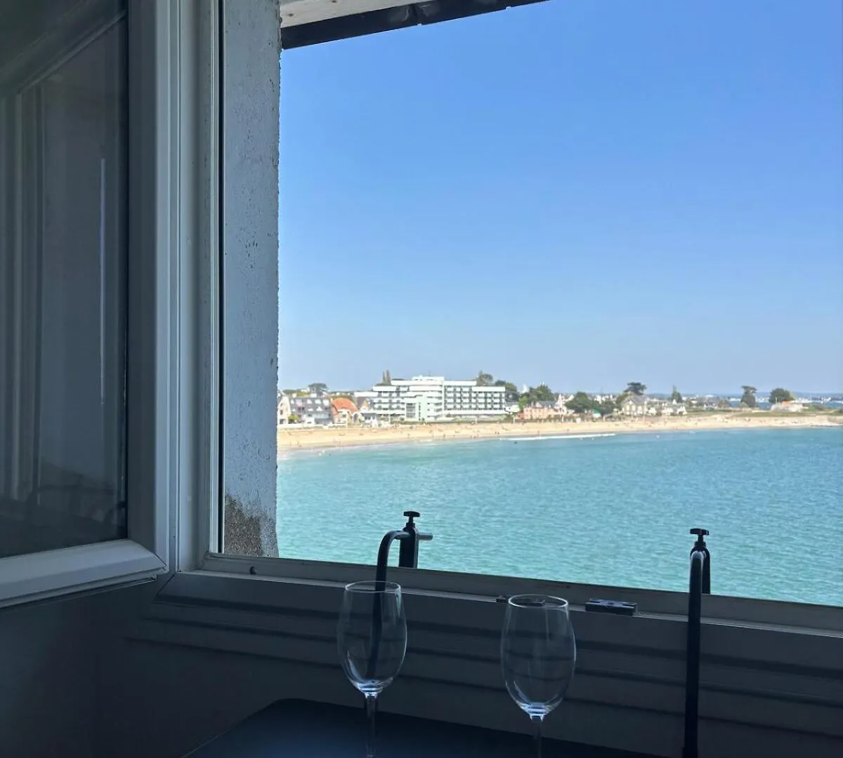 Tres Bel Appartement Vues Mer ラルモール・プラージュ